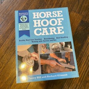 Cherry Hill Horse Hoof Care Book